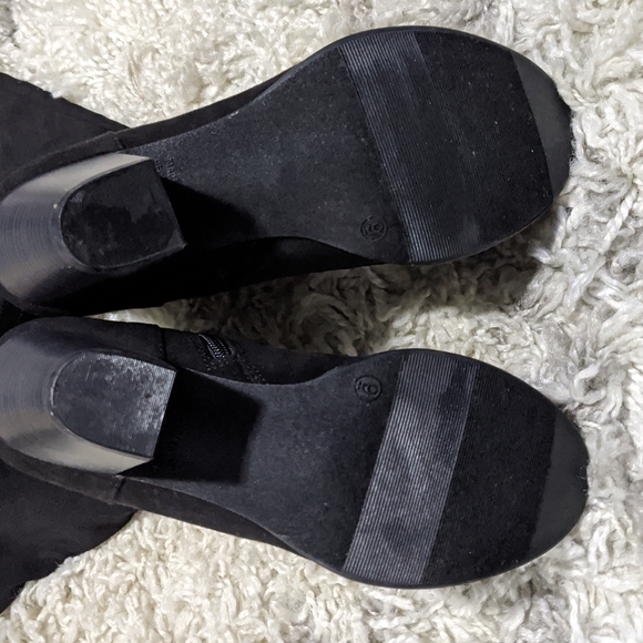 Basic black boots size 8.5 - Picture 3 of 5